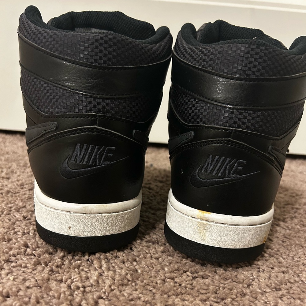 Nike Prestige IV High Top Black White 2012 (Men’s 10) - Picture 4 of 11